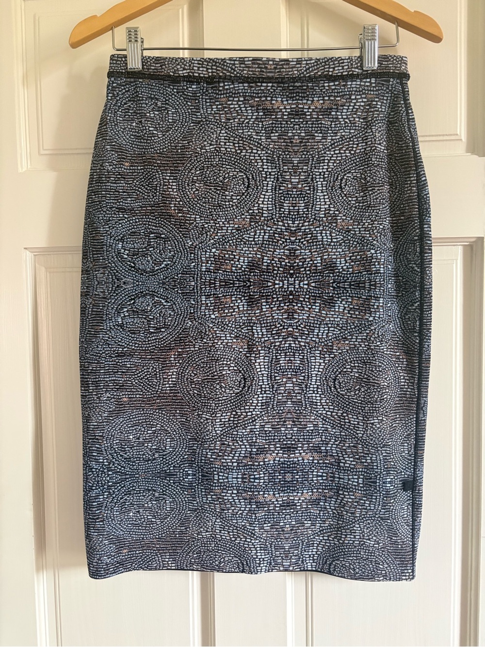 lululemon athletica Navy and Gray Patterned Pencil Skirt